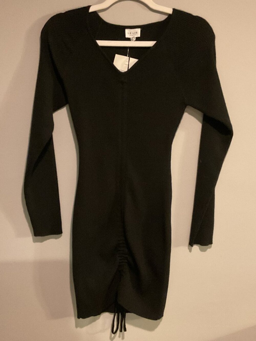 LE LIS NWT RUCHED LONG SLEEVE DRESS